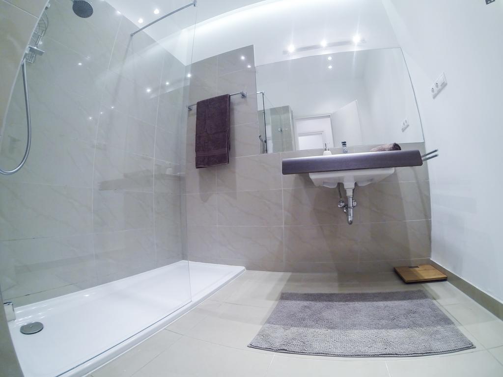 Royal Danube Apartments Budapest Zimmer foto
