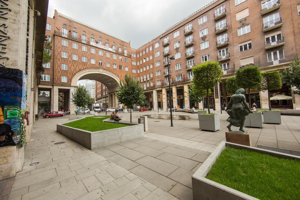 Royal Danube Apartments Budapest Exterior foto